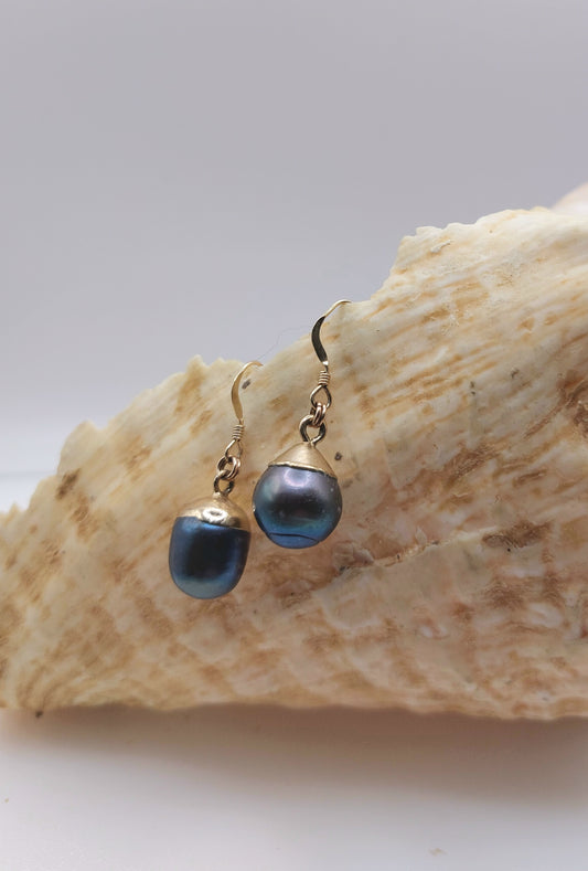 Purple Classic Pearl Earrings